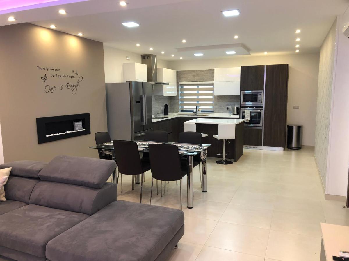 Relax Zabbar Apartment Екстериор снимка